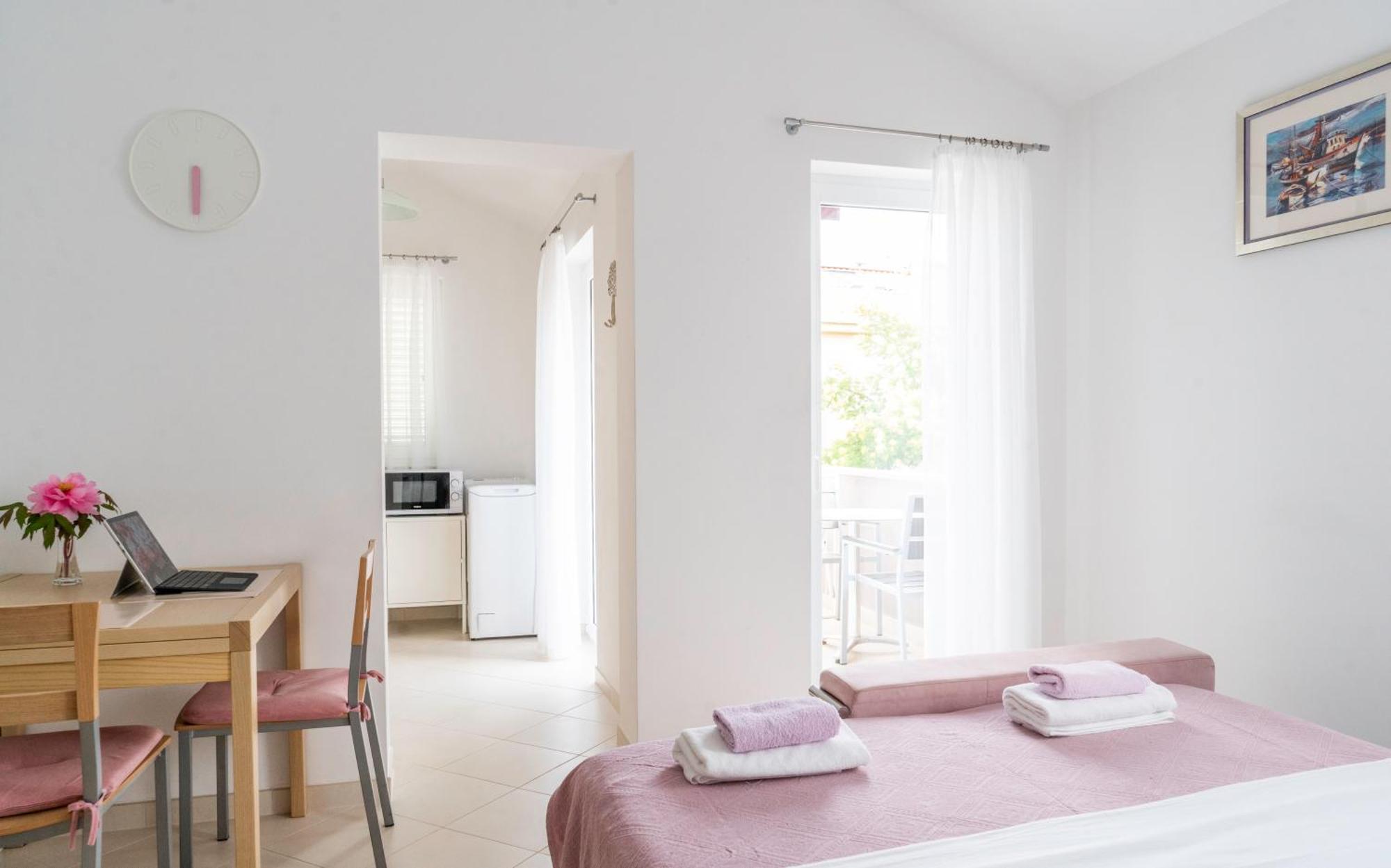 Apartments Lila Црес Экстерьер фото